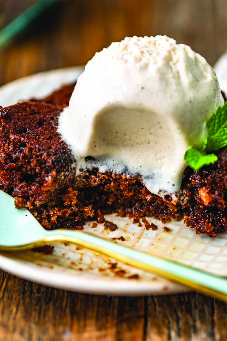 Gingerbread Pudding Cake 